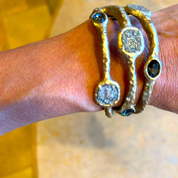 Gold Cuff Bracelet - Picture 1 of 1